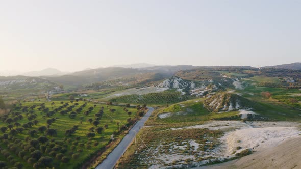 Hills in the Italian plains alt