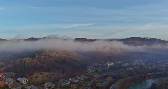 Beautiful Nature Early Autumn Landscape Mountain Village the Fog alt