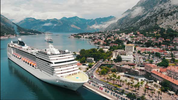 Moored Cruise Ship. alt