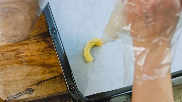 The Chef Makes Potato Cookies Using a Food Bag alt