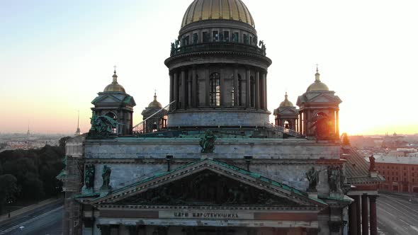 Majestic St. Isaac's Cathedral at Dawn in the Summer, Aerial View. Panorama of the City Center of St alt