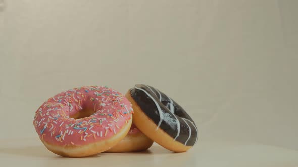 Donuts Pink Brown Rotate Beige Background
