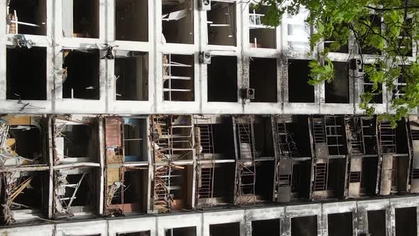 Vertical Video of a Burnt and Destroyed House in Kyiv Ukraine alt