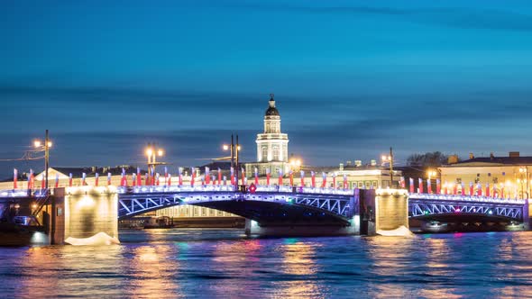 Saint Petersburg, Russia. The Palace Bridge (Dvortsoviy Most).