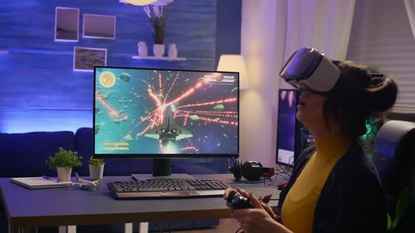 Professional Player Wearing Vr Goggles alt