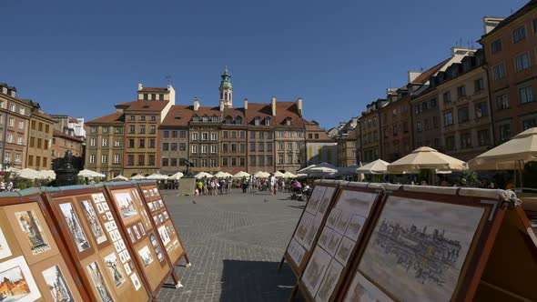 Paintings and drawings in the Old Town of Warsaw