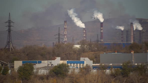 Smoke Pollution by Emissions From a Metallurgical Plant alt