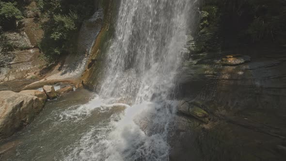 Waterfall alt