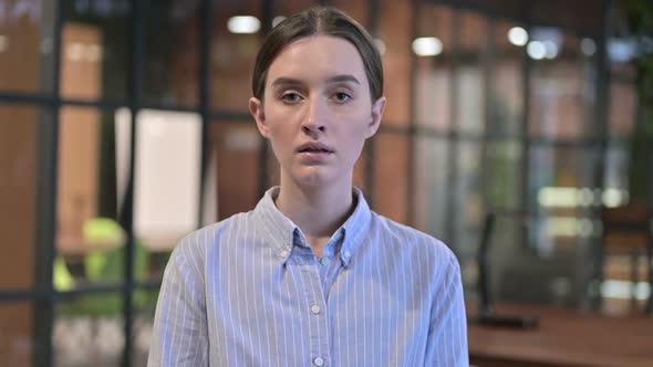 No Young Woman Shaking Head to Reject alt