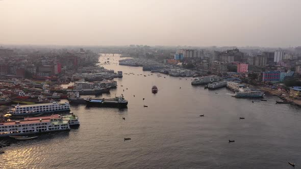 Aerial view of a busy wharf along Buriganga river, Bangladesh. alt