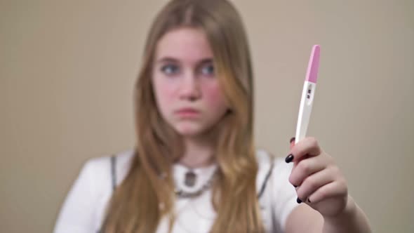 Teenage Girl Urges to Use Contraceptives to Avoid Unwanted Pregnancy