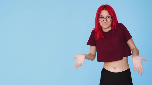 Clueless Woman Shrug Gesture Difficult Choice Loop alt