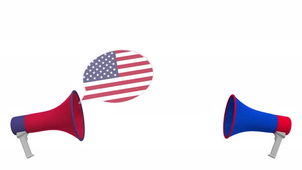 Speech Bubbles with Flags of Philippines and the USA alt