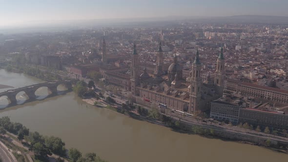 Aerial view of Zaragoza alt