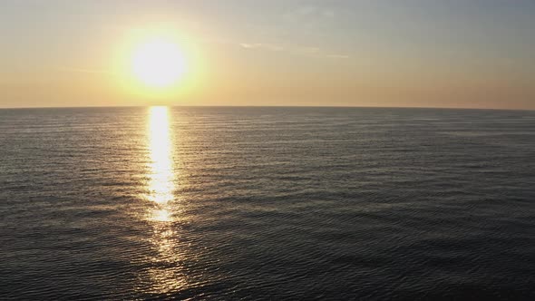 Sea Waves on a Beautiful Sea in the Morning alt