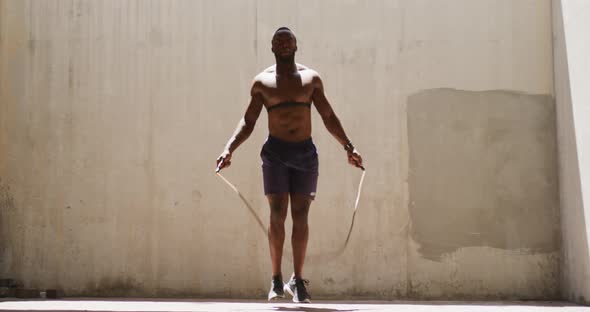 Man exercising in an urban setting alt