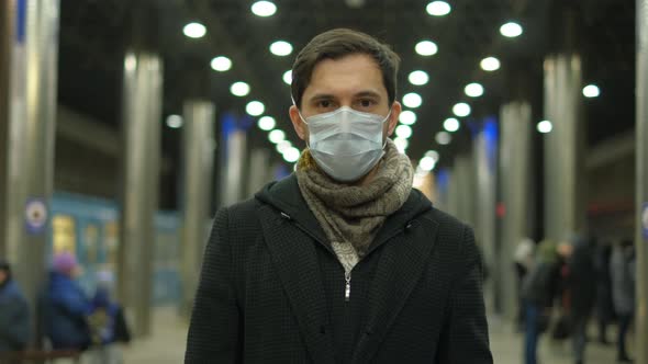 Portrait Man Look at Camera. Coronavirus. Station Metro. Subway. Corona Virus. alt