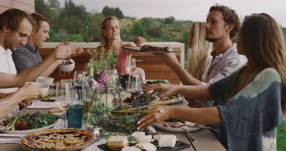 Pass the bread please! alt