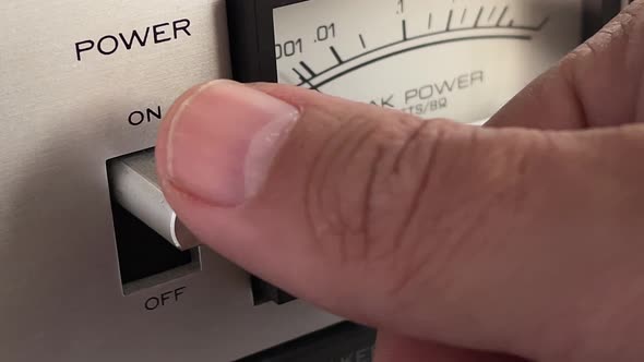 Turn off the beautiful vintage hi fi amplifier. alt