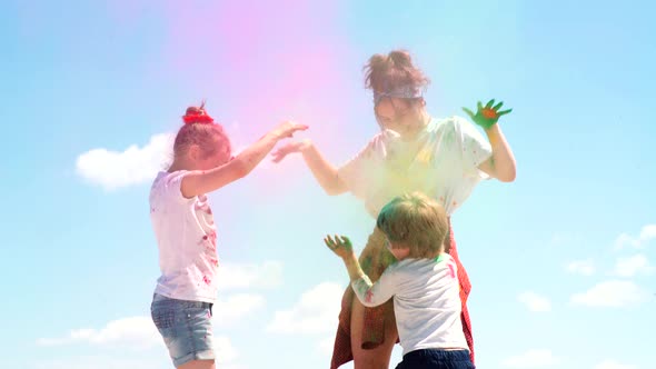 Kids Holi Festival alt