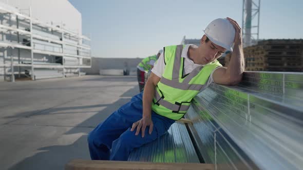 Overworked Exhausted Sleeping Middle Eastern Man Waking Up and Running to Caucasian Colleague alt