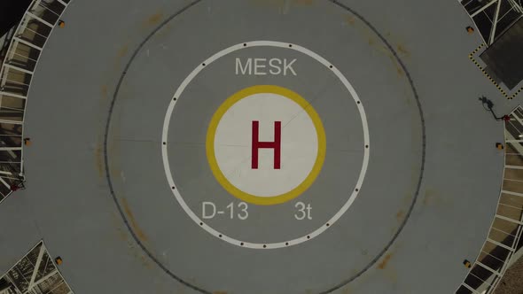 Emergency Entrance Helipad alt