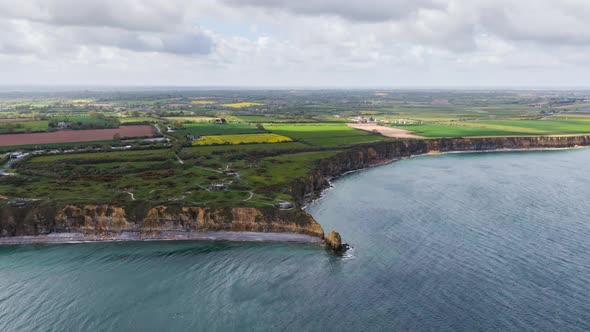 The Pointe Du Hoc/ France / Hyperlapse / FHD Aerial Hyperlapse of the Pointe Du Hoc alt