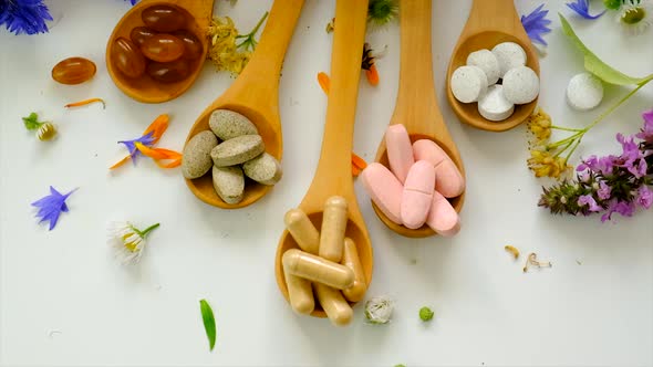 Homeopathy and Dietary Supplements with Medicinal Herbs alt