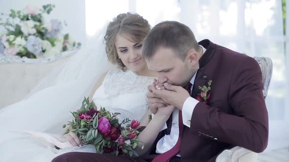 Wedding Couple Indoors alt