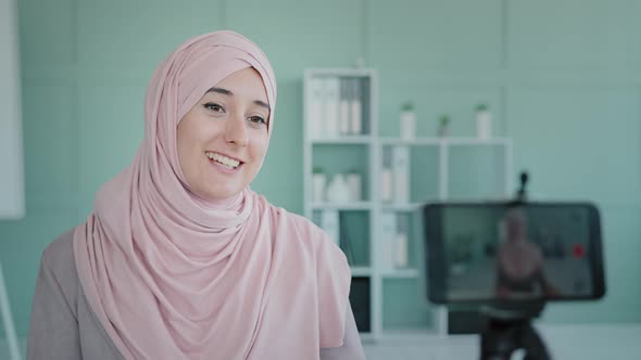 Distant Teacher Mentor Student Arabian Muslim Islamic Businesswoman Influencer Girl in Hijab alt