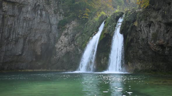 Amazing Waterfall with Pure Blue Water in Plitvice Lakes