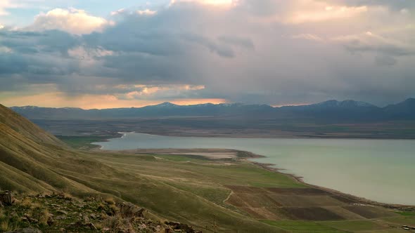 Time lapse of rain storm moving over the mountains past Utah Lake alt