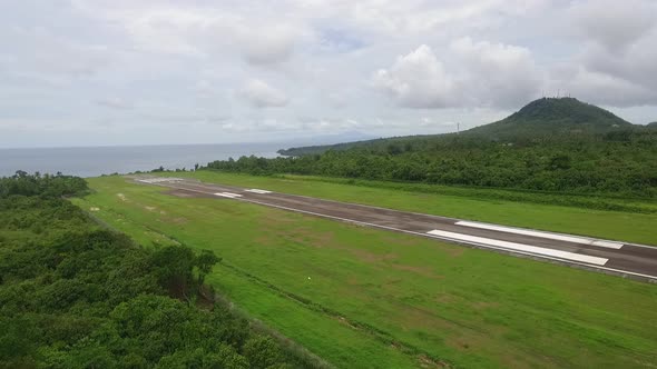 AH - Runaway of Small Airport at Weh Island 03