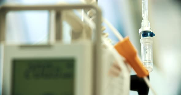 Close Up of Computer Monitor in a Hospital Surgery Room alt