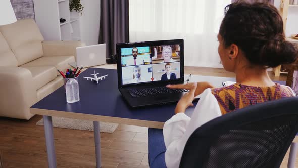 Video Conference Between Coworkers alt