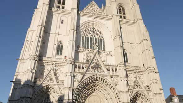 Decorative Gothic art facade of famous religious monument  4K 2160p 30fps UltraHD footage - Detailed alt
