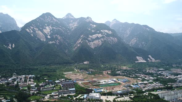 Aerial Approching View Of Mount Hua In China alt