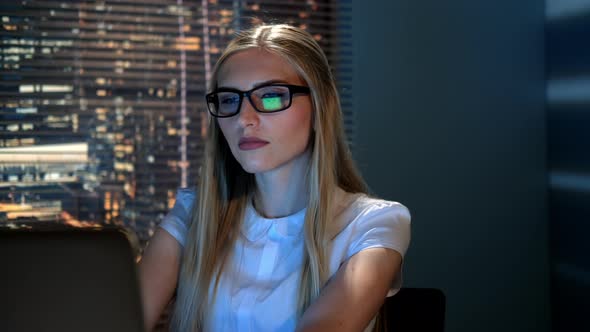 Close-up of Journalist Writing Article in Journalistic Editorial Board Late at Night alt