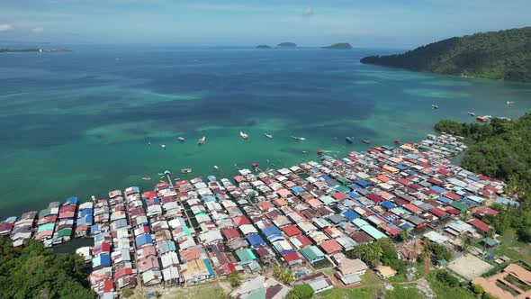 The Gaya Island of Kota Kinabalu Sabah alt
