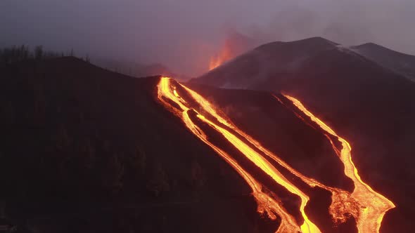 Aerial view of Volcan Cumbre Vieja, La Palma, Canary Islands, Spain. alt