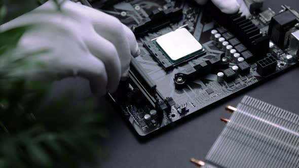 processor CPU is installed in a socket on the motherboard alt