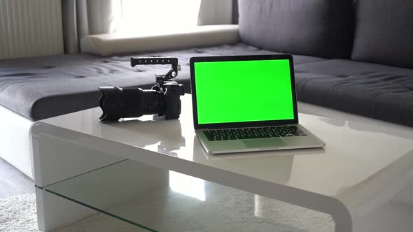 Multimedia Workstation alt