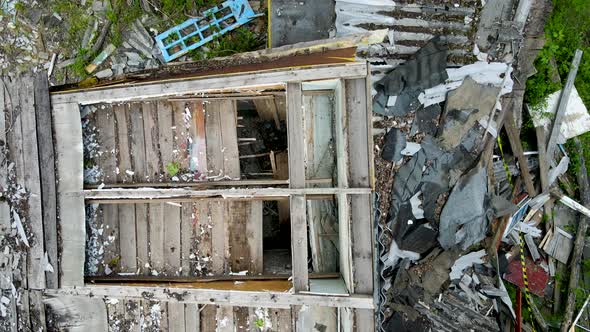 Destroyed buildings in the park alt