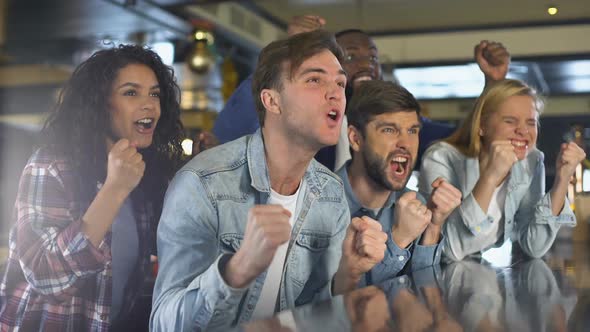 Multi-Racial Friends Supporting Team Watching Game Together, Clapping Hands alt