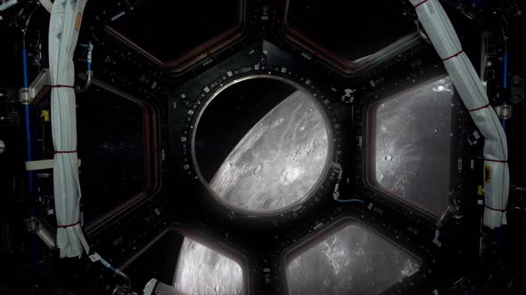 Moon View Spaceship Window - 3