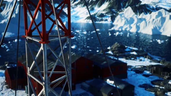 Science Station in Antarctica at Summer alt