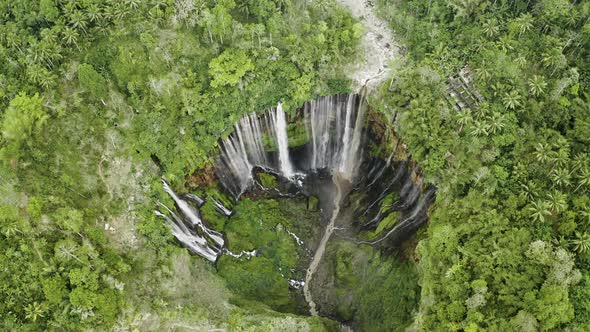 Drone Tilting Down Over Tumpak Sewu Waterfalls alt