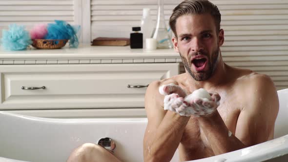 Handsome Man in Bath alt