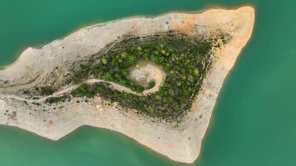 Mountain river high in the mountains Aerial View 4 K alt