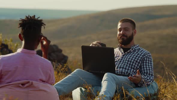 Concept of Programming and Coworking in the Fresh Air alt